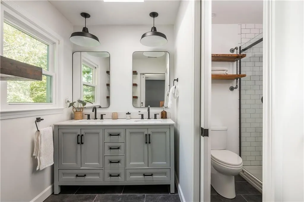 Ensuite Bath