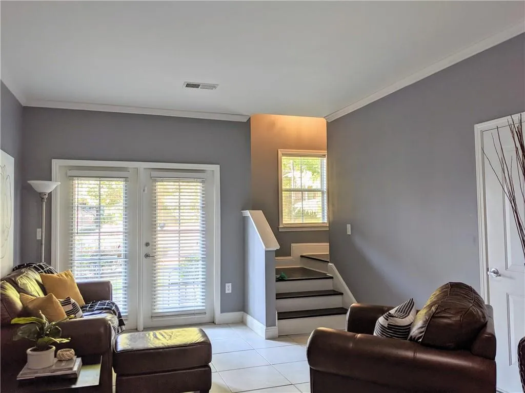 5543 Glenridge Park, Atlanta, Georgia 30342, 3 Bedrooms Bedrooms, ,3 BathroomsBathrooms,Residential,Sold,5543 Glenridge Park,6629064