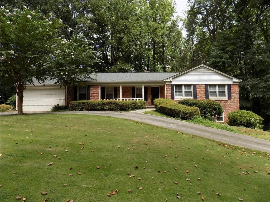 80 Maryeanna Drive, Sandy Springs, Georgia 30342, 4 Bedrooms Bedrooms, ,3 BathroomsBathrooms,Residential,Sold,80 Maryeanna Drive,5733603