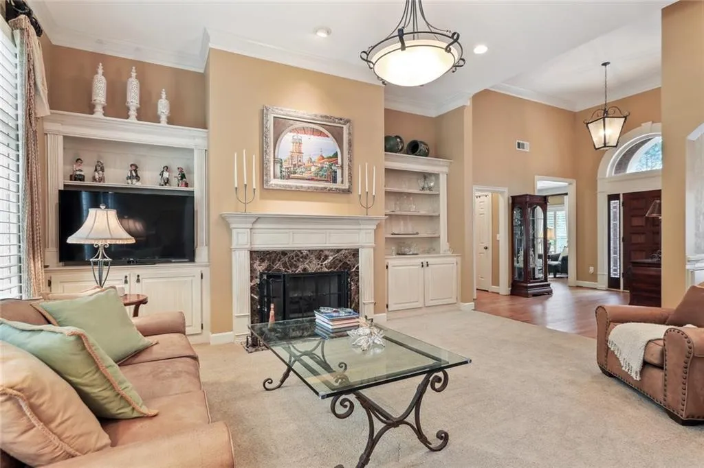 6991 Brandon Mill Road, Sandy Springs, Georgia 30328, 4 Bedrooms Bedrooms, ,3 BathroomsBathrooms,Residential,Sold,6991 Brandon Mill Road,7045437