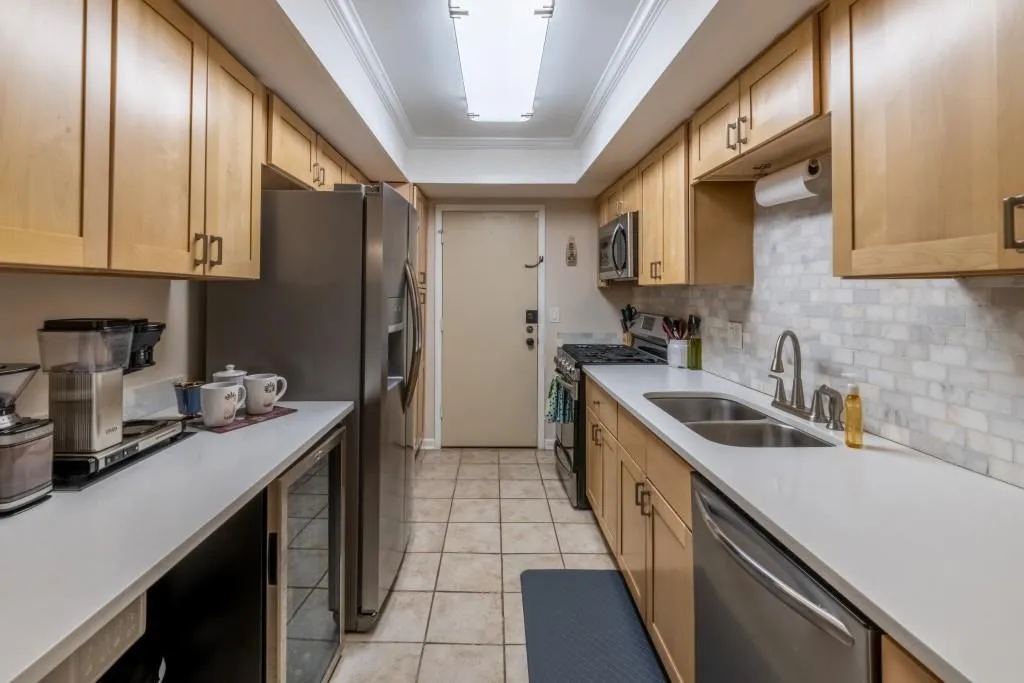 6851 Roswell Road Unit C-1, Atlanta, Georgia 30328, 3 Bedrooms Bedrooms, ,2 BathroomsBathrooms,Residential,Sold,6851 Roswell Road Unit C-1,6981524