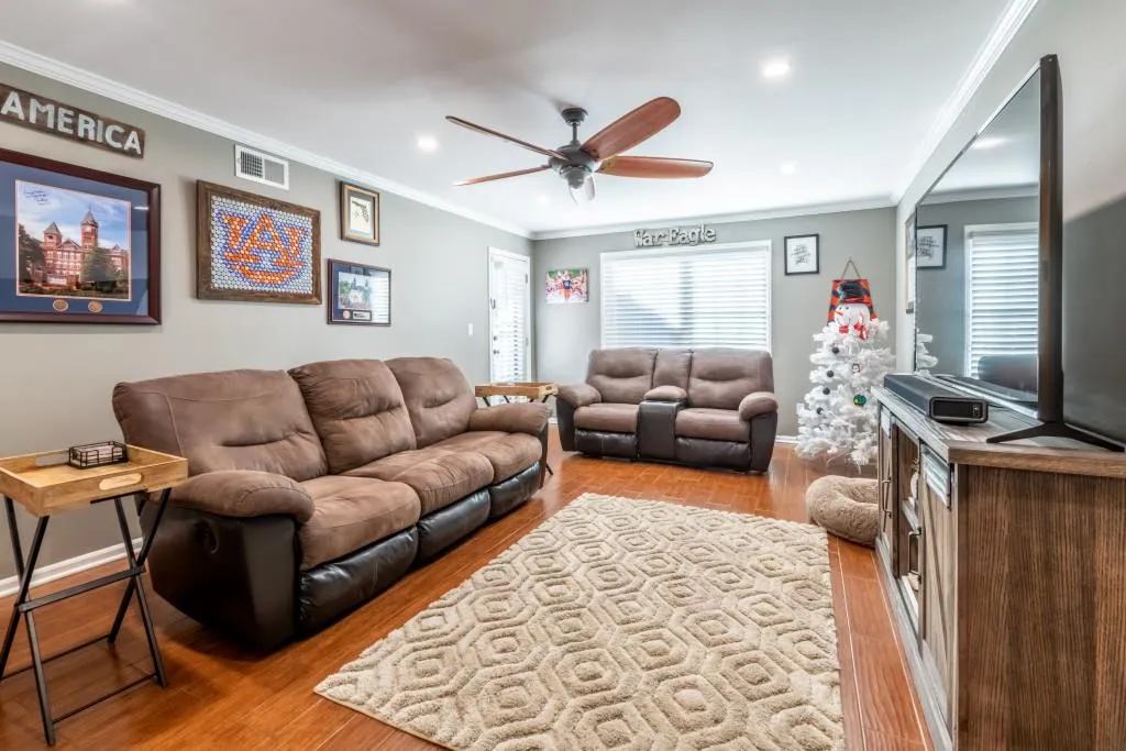 6851 Roswell Road Unit C-1, Atlanta, Georgia 30328, 3 Bedrooms Bedrooms, ,2 BathroomsBathrooms,Residential,Sold,6851 Roswell Road Unit C-1,6981524