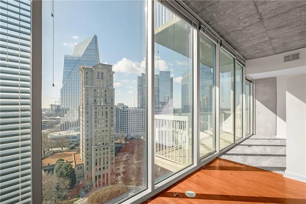 3324 Peachtree Road Ne Unit 1510, Atlanta, Georgia 30326, 1 Bedroom Bedrooms, ,1 BathroomBathrooms,Residential,For Sale,3324 Peachtree Road Ne Unit 1510,7544912
