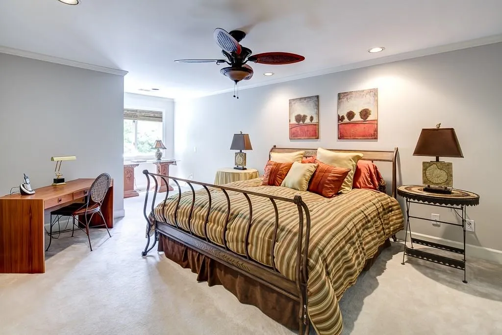 900 Marseilles Drive, Atlanta, Georgia 30327, 6 Bedrooms Bedrooms, ,5 BathroomsBathrooms,Residential,Sold,900 Marseilles Drive,5688177