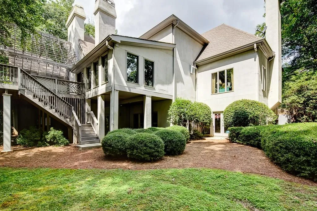 900 Marseilles Drive, Atlanta, Georgia 30327, 6 Bedrooms Bedrooms, ,5 BathroomsBathrooms,Residential,Sold,900 Marseilles Drive,5688177