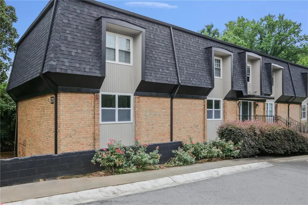 View of side of property