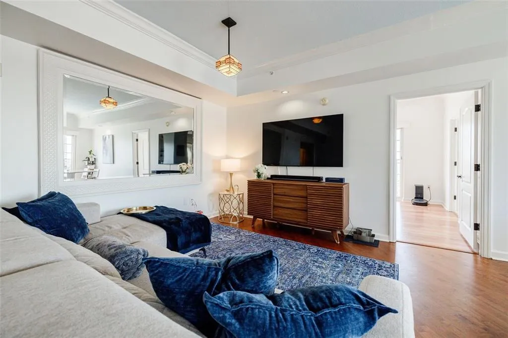 195 14th Street Ne Unit Ph206, Atlanta, Georgia 30309, 2 Bedrooms Bedrooms, ,2 BathroomsBathrooms,Residential,For Sale,195 14th Street Ne Unit Ph206,7553323