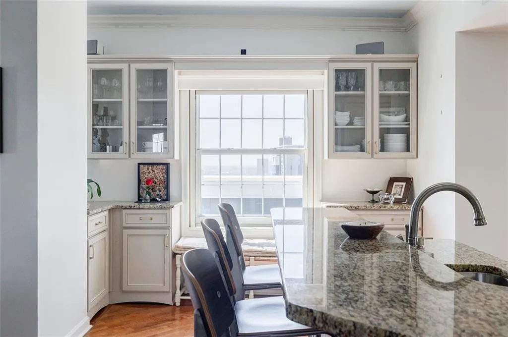 195 14th Street Ne Unit Ph206, Atlanta, Georgia 30309, 2 Bedrooms Bedrooms, ,2 BathroomsBathrooms,Residential,For Sale,195 14th Street Ne Unit Ph206,7553323