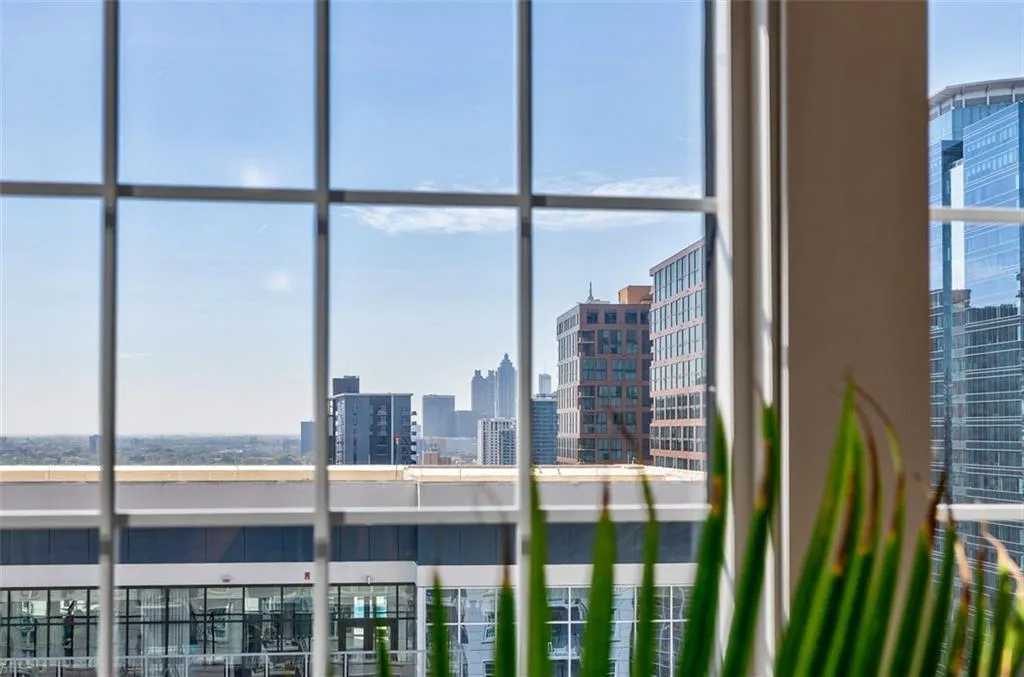 195 14th Street Ne Unit Ph206, Atlanta, Georgia 30309, 2 Bedrooms Bedrooms, ,2 BathroomsBathrooms,Residential,For Sale,195 14th Street Ne Unit Ph206,7553323