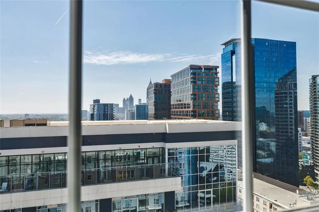 195 14th Street Ne Unit Ph206, Atlanta, Georgia 30309, 2 Bedrooms Bedrooms, ,2 BathroomsBathrooms,Residential,For Sale,195 14th Street Ne Unit Ph206,7553323