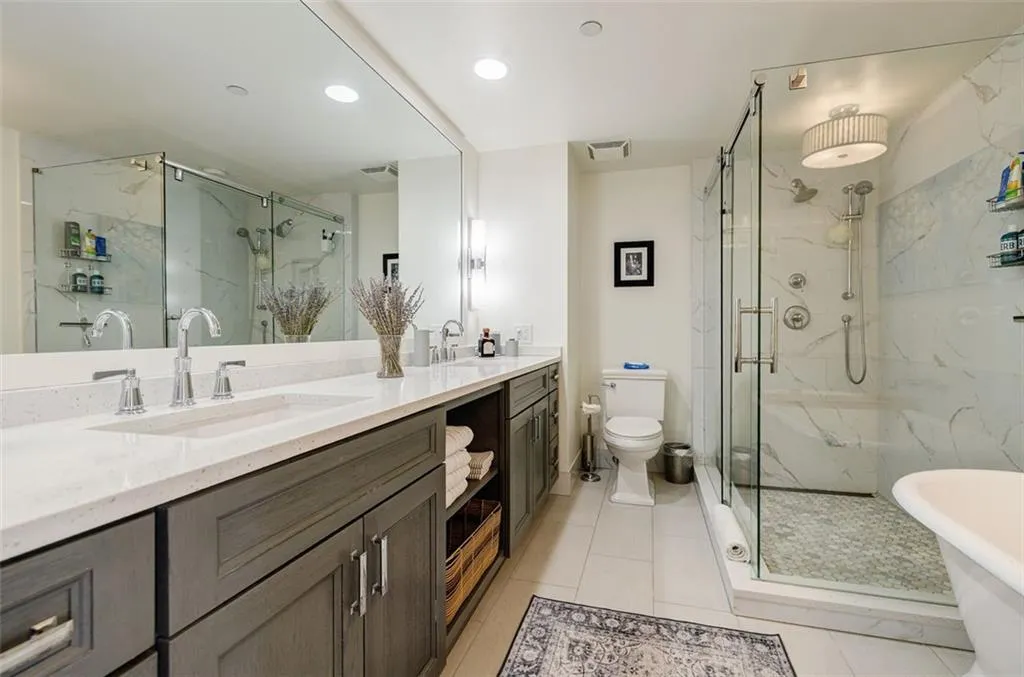 195 14th Street Ne Unit Ph206, Atlanta, Georgia 30309, 2 Bedrooms Bedrooms, ,2 BathroomsBathrooms,Residential,For Sale,195 14th Street Ne Unit Ph206,7553323