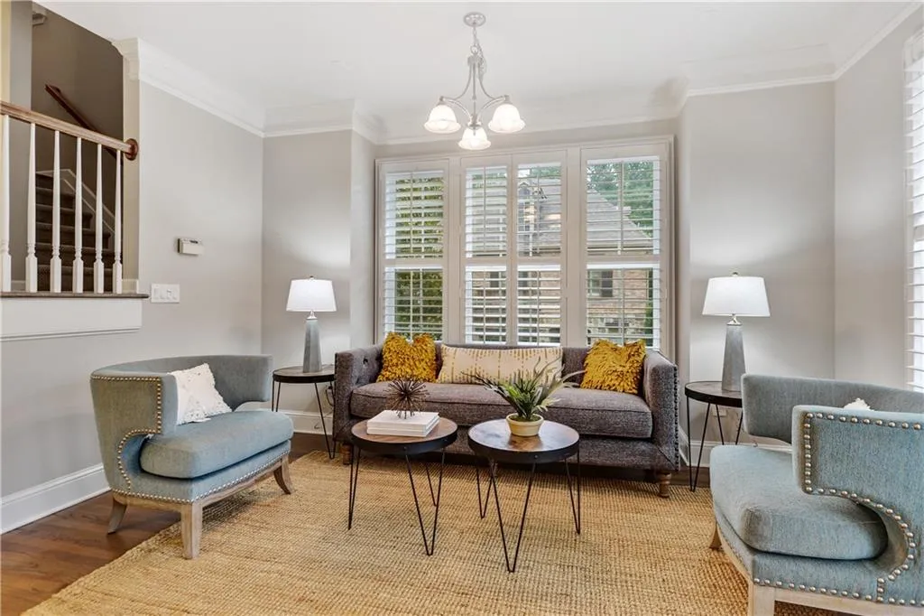 64 High Top Point, Sandy Springs, Georgia 30328, 3 Bedrooms Bedrooms, ,3 BathroomsBathrooms,Residential,Sold,64 High Top Point,6765586