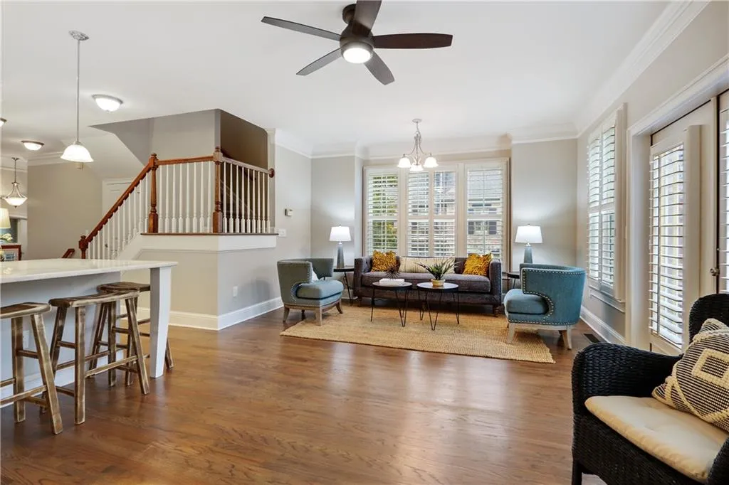 64 High Top Point, Sandy Springs, Georgia 30328, 3 Bedrooms Bedrooms, ,3 BathroomsBathrooms,Residential,Sold,64 High Top Point,6765586