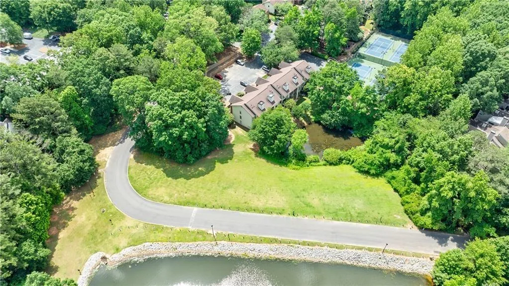 41 Basswood Circle, Sandy Springs, Georgia 30328, 4 Bedrooms Bedrooms, ,3 BathroomsBathrooms,Residential,For Sale,41 Basswood Circle,7637075