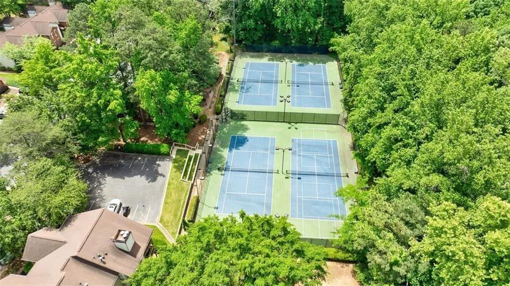 41 Basswood Circle, Sandy Springs, Georgia 30328, 4 Bedrooms Bedrooms, ,3 BathroomsBathrooms,Residential,For Sale,41 Basswood Circle,7637075