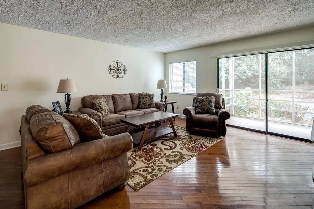 2015 Wingate Way Unit 2015, Sandy Springs, Georgia 30350, 2 Bedrooms Bedrooms, ,2 BathroomsBathrooms,Residential,Sold,2015 Wingate Way Unit 2015,5950140