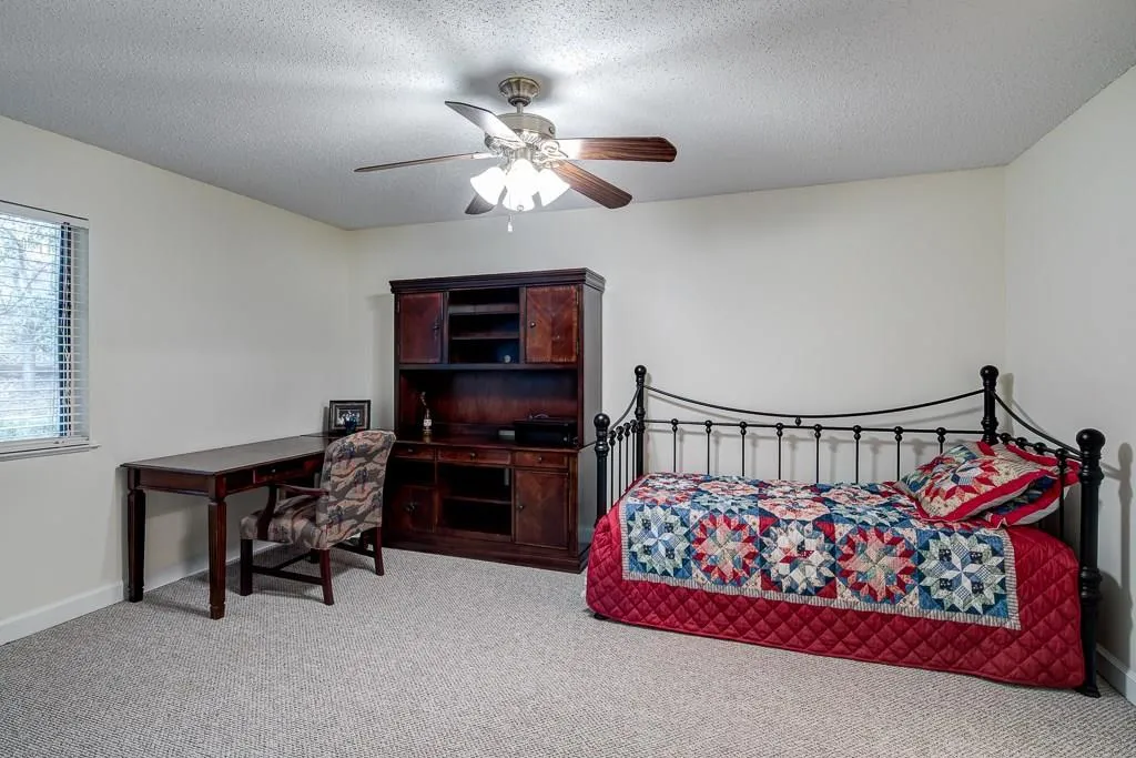 2015 Wingate Way Unit 2015, Sandy Springs, Georgia 30350, 2 Bedrooms Bedrooms, ,2 BathroomsBathrooms,Residential,Sold,2015 Wingate Way Unit 2015,5950140