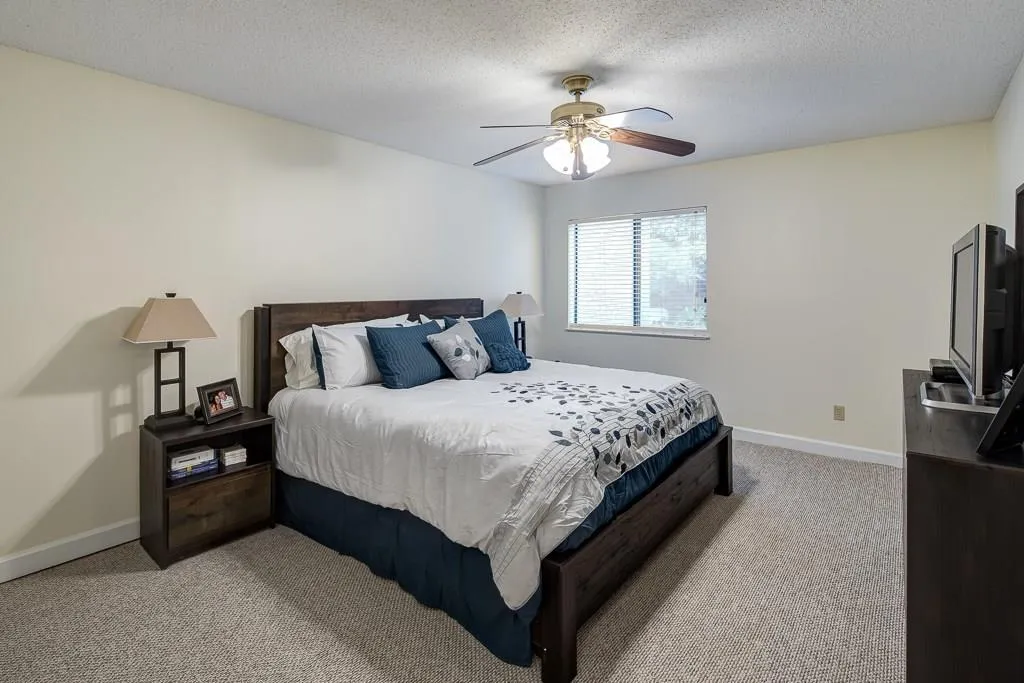 2015 Wingate Way Unit 2015, Sandy Springs, Georgia 30350, 2 Bedrooms Bedrooms, ,2 BathroomsBathrooms,Residential,Sold,2015 Wingate Way Unit 2015,5950140
