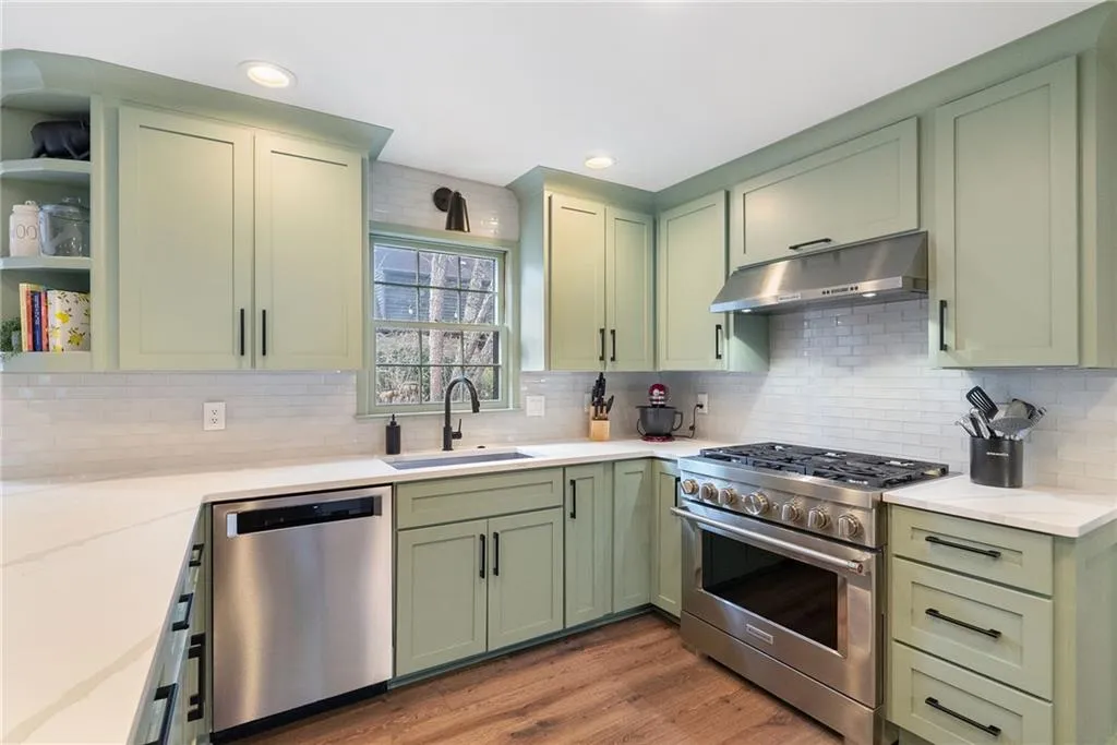 7405 Princeton Trace, Atlanta, Georgia 30328, 4 Bedrooms Bedrooms, ,3 BathroomsBathrooms,Residential,Sold,7405 Princeton Trace,7521725