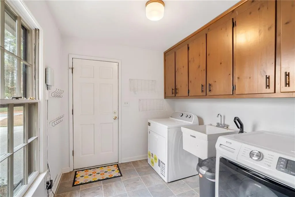 7405 Princeton Trace, Atlanta, Georgia 30328, 4 Bedrooms Bedrooms, ,3 BathroomsBathrooms,Residential,Sold,7405 Princeton Trace,7521725