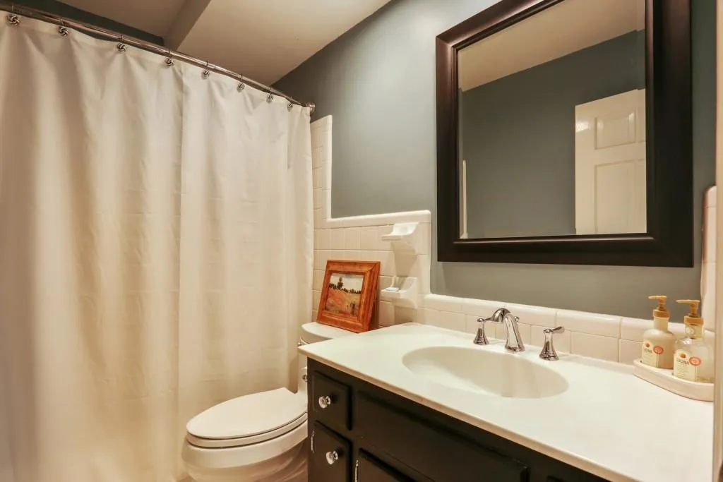 230 Glencourtney Drive, Sandy Springs, Georgia 30328, 5 Bedrooms Bedrooms, ,3 BathroomsBathrooms,Residential,Sold,230 Glencourtney Drive,6626490