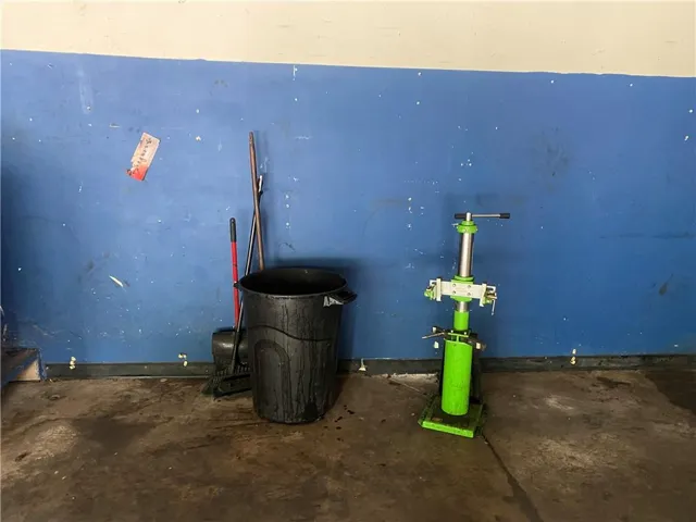 1170