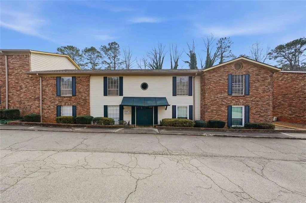 5506 Kingsport Drive, Atlanta, Georgia 30342, 2 Bedrooms Bedrooms, 0 ,1 BathroomBathrooms,Residential,For Sale,5506 Kingsport Drive,7831394