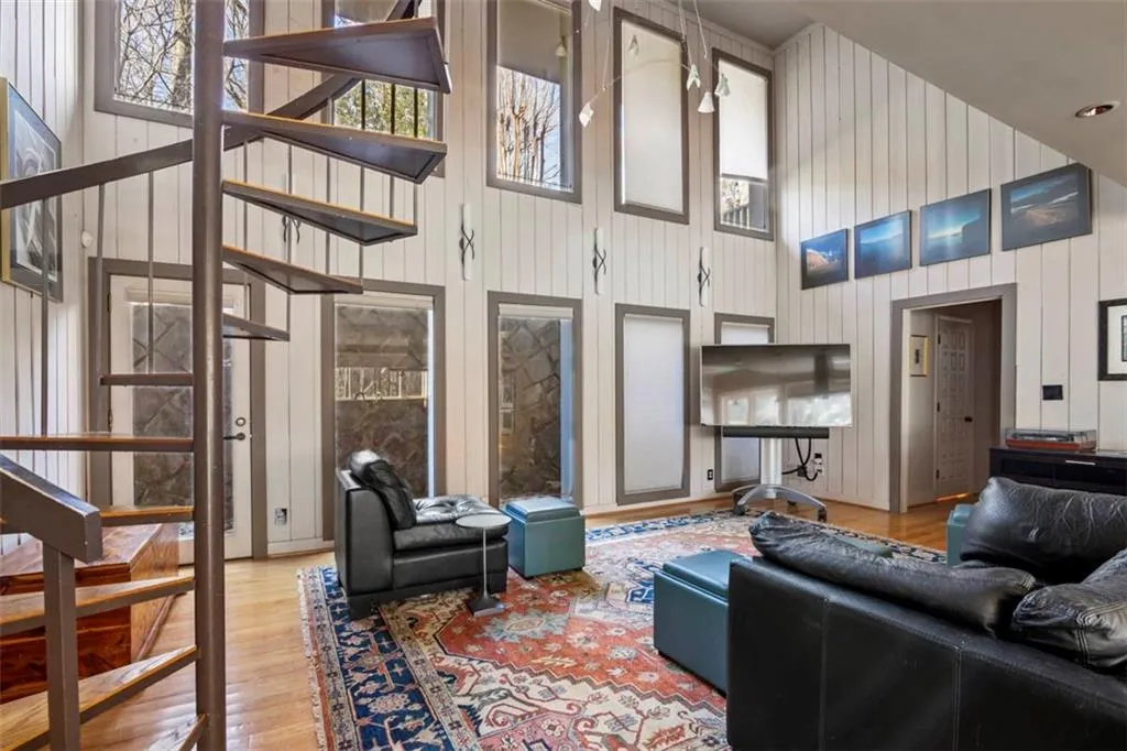 6500 River Chase Circle Nw, Sandy Springs, Georgia 30328, 4 Bedrooms Bedrooms, ,3 BathroomsBathrooms,Residential,Sold,6500 River Chase Circle Nw,7000489