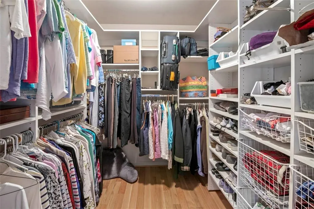 6500 River Chase Circle Nw, Sandy Springs, Georgia 30328, 4 Bedrooms Bedrooms, ,3 BathroomsBathrooms,Residential,Sold,6500 River Chase Circle Nw,7000489