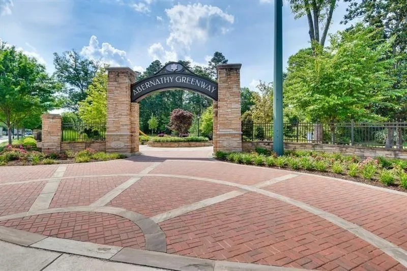 6851 Roswell Road Unit E-4, Atlanta, Georgia 30328, 3 Bedrooms Bedrooms, ,2 BathroomsBathrooms,Residential,For Sale,6851 Roswell Road Unit E-4,7624461
