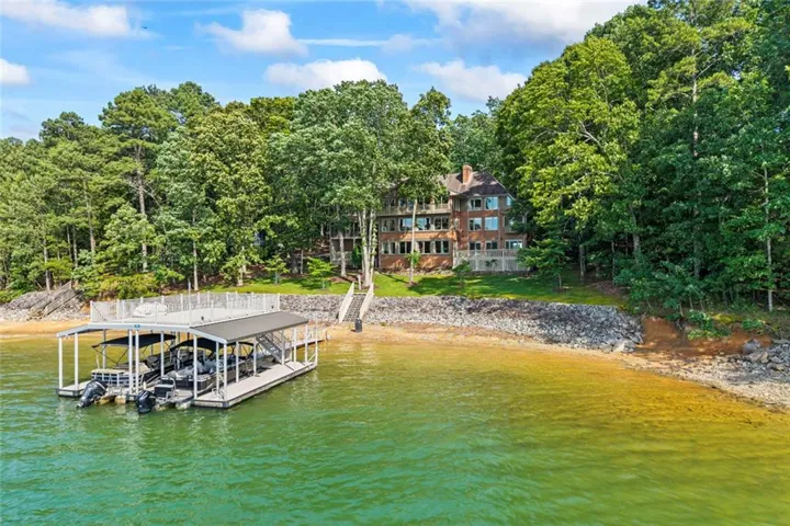 6576 Yacht Club Road, Flowery Branch, Georgia 30542
