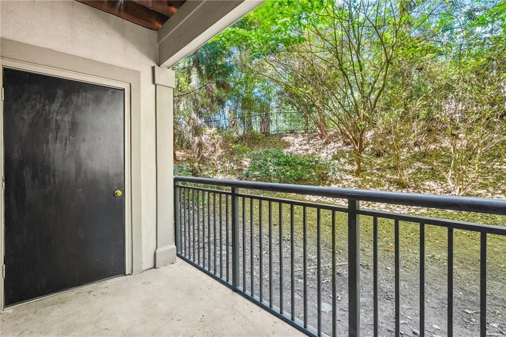 5559 Glenridge Drive Unit 1109, Sandy Springs, Georgia 30342, 2 Bedrooms Bedrooms, ,2 BathroomsBathrooms,Residential,Sold,5559 Glenridge Drive Unit 1109,7207660