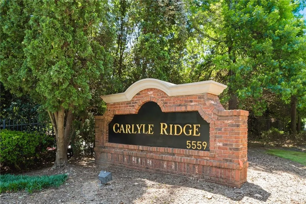 5559 Glenridge Drive Unit 1109, Sandy Springs, Georgia 30342, 2 Bedrooms Bedrooms, ,2 BathroomsBathrooms,Residential,Sold,5559 Glenridge Drive Unit 1109,7207660