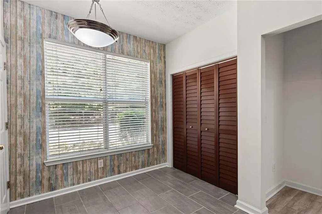 5559 Glenridge Drive Unit 1109, Sandy Springs, Georgia 30342, 2 Bedrooms Bedrooms, ,2 BathroomsBathrooms,Residential,Sold,5559 Glenridge Drive Unit 1109,7207660