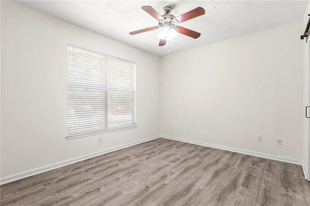 5559 Glenridge Drive Unit 1109, Sandy Springs, Georgia 30342, 2 Bedrooms Bedrooms, ,2 BathroomsBathrooms,Residential,Sold,5559 Glenridge Drive Unit 1109,7207660