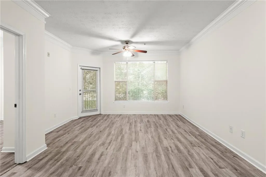 5559 Glenridge Drive Unit 1109, Sandy Springs, Georgia 30342, 2 Bedrooms Bedrooms, ,2 BathroomsBathrooms,Residential,Sold,5559 Glenridge Drive Unit 1109,7207660