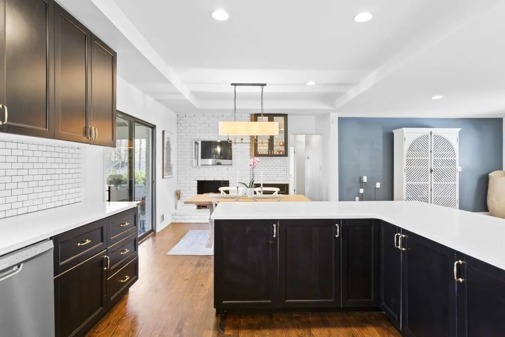 400 Franklin Road, Atlanta, Georgia 30342, 4 Bedrooms Bedrooms, ,3 BathroomsBathrooms,Residential,Sold,400 Franklin Road,7020090