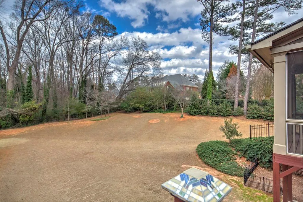 612 Windsor Parkway, Atlanta, Georgia 30342, 5 Bedrooms Bedrooms, ,5 BathroomsBathrooms,Residential,Sold,612 Windsor Parkway,5806597
