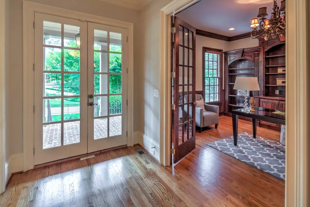 612 Windsor Parkway, Atlanta, Georgia 30342, 5 Bedrooms Bedrooms, ,5 BathroomsBathrooms,Residential,Sold,612 Windsor Parkway,5806597