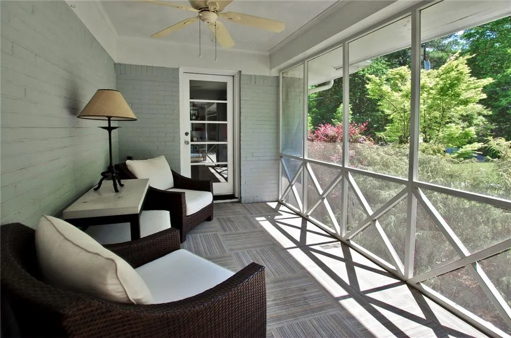 1296 Brook Forest Drive Ne, Atlanta, Georgia 30324, 3 Bedrooms Bedrooms, ,2 BathroomsBathrooms,Residential,Sold,1296 Brook Forest Drive Ne,5838374