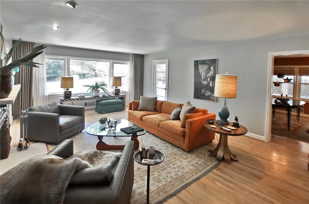 1296 Brook Forest Drive Ne, Atlanta, Georgia 30324, 3 Bedrooms Bedrooms, ,2 BathroomsBathrooms,Residential,Sold,1296 Brook Forest Drive Ne,5838374