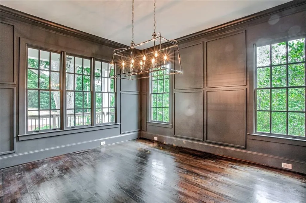2566 Ashford Road Ne, Brookhaven, Georgia 30319, 5 Bedrooms Bedrooms, ,4 BathroomsBathrooms,Residential,Sold,2566 Ashford Road Ne,6011800