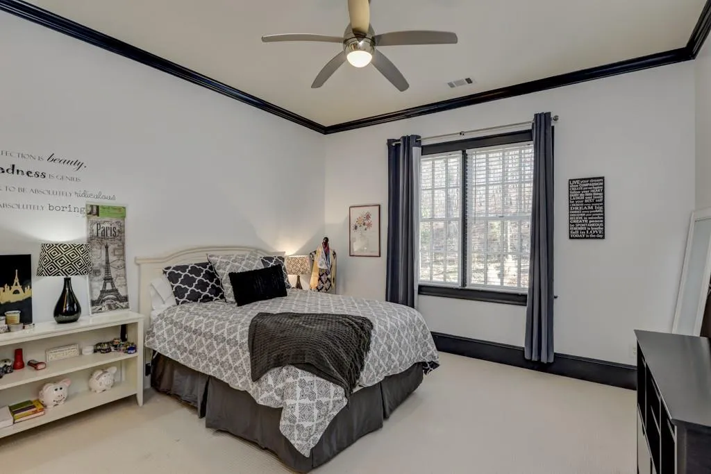 692 Londonberry Road Nw, Atlanta, Georgia 30327, 6 Bedrooms Bedrooms, ,6 BathroomsBathrooms,Residential,Sold,692 Londonberry Road Nw,5809675