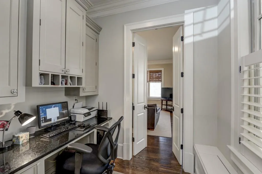 692 Londonberry Road Nw, Atlanta, Georgia 30327, 6 Bedrooms Bedrooms, ,6 BathroomsBathrooms,Residential,Sold,692 Londonberry Road Nw,5809675