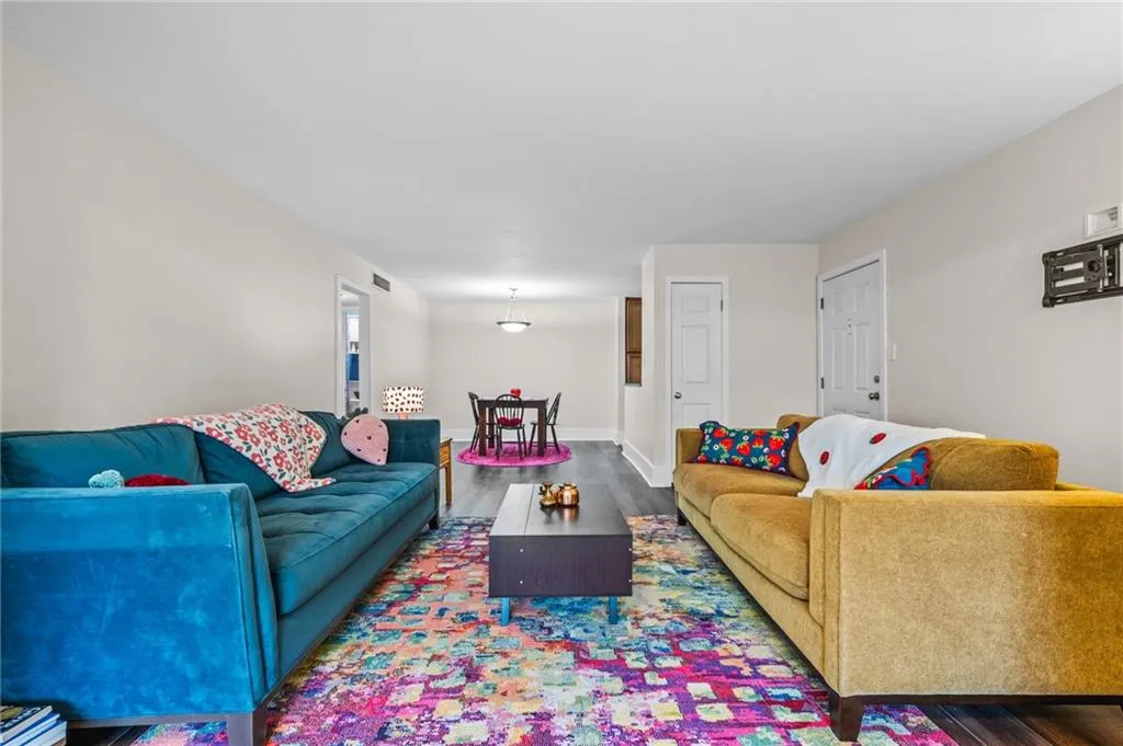 1468 Briarwood Road Ne Unit 401, Brookhaven, Georgia 30319, 1 Bedroom Bedrooms, 0 ,1 BathroomBathrooms,Residential,For Sale,1468 Briarwood Road Ne Unit 401,7681630