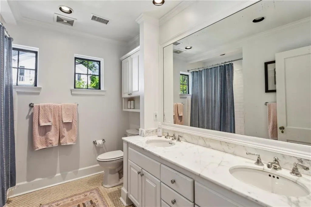 2648 Rivers Road Nw, Atlanta, Georgia 30305, 5 Bedrooms Bedrooms, ,4 BathroomsBathrooms,Residential,For Sale,2648 Rivers Road Nw,7560677
