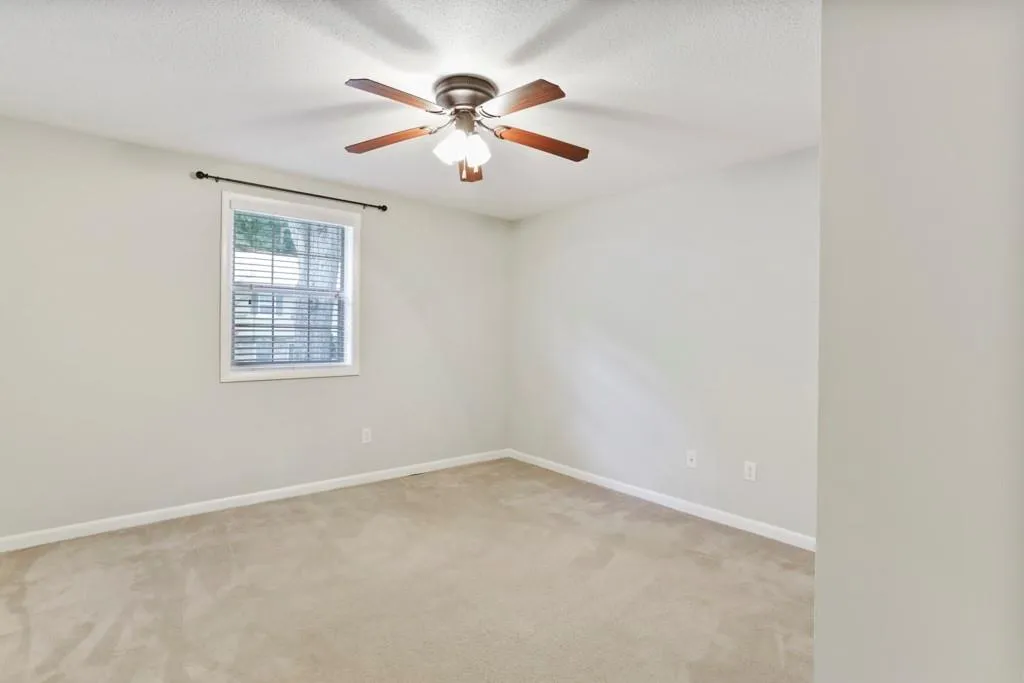 6900 Roswell Road Unit Q1, Sandy Springs, Georgia 30328, 2 Bedrooms Bedrooms, ,2 BathroomsBathrooms,Residential,Sold,6900 Roswell Road Unit Q1,6575788