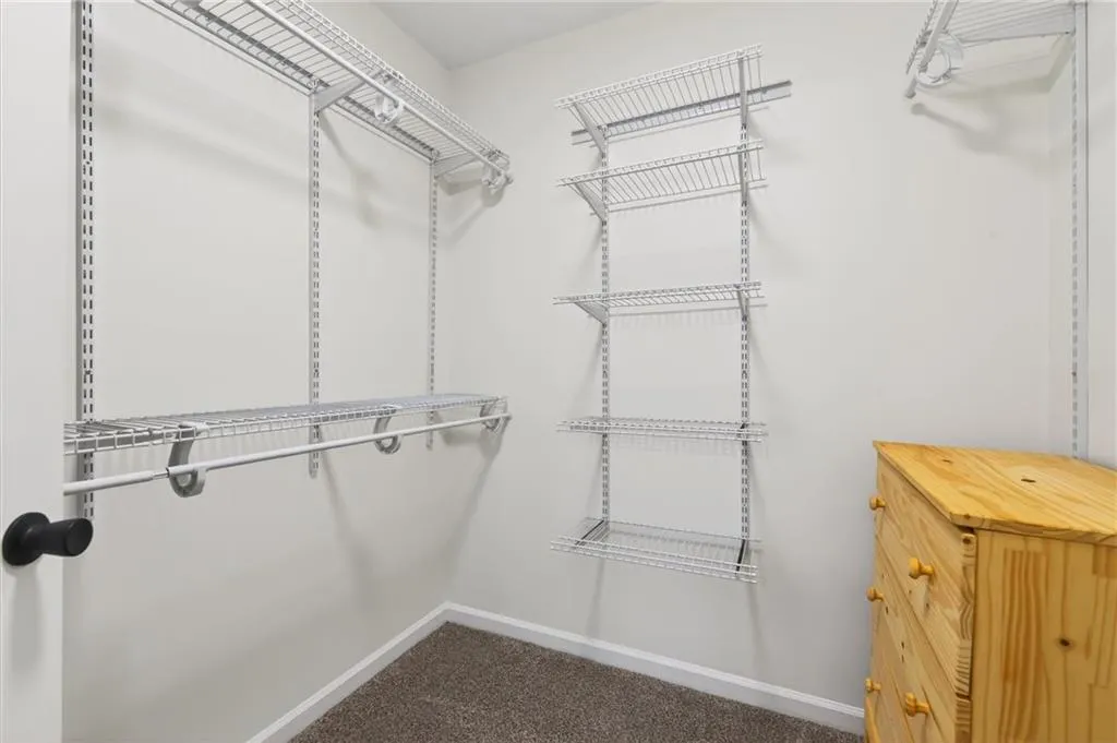 710 Garden Court, Atlanta, Georgia 30328, 2 Bedrooms Bedrooms, ,2 BathroomsBathrooms,Residential,For Sale,710 Garden Court,7692193