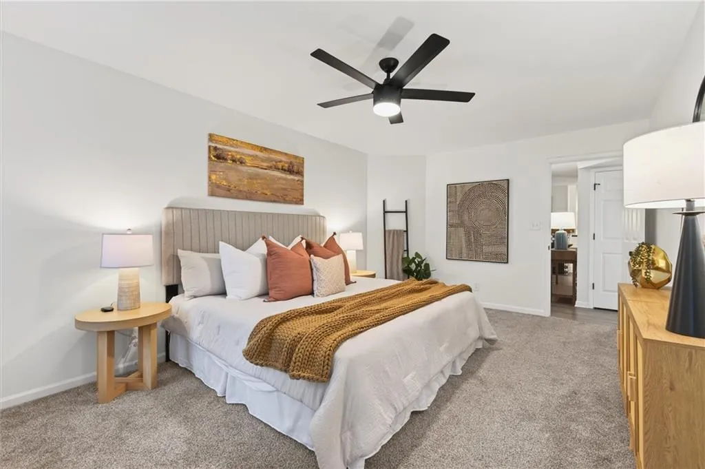 710 Garden Court, Atlanta, Georgia 30328, 2 Bedrooms Bedrooms, ,2 BathroomsBathrooms,Residential,For Sale,710 Garden Court,7692193