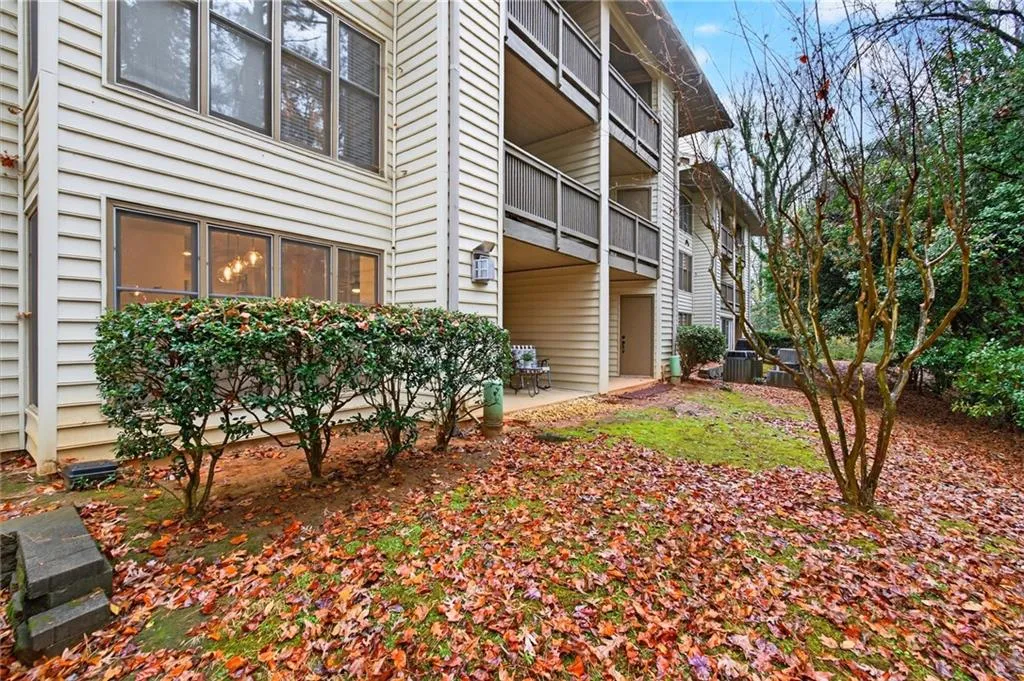 710 Garden Court, Atlanta, Georgia 30328, 2 Bedrooms Bedrooms, ,2 BathroomsBathrooms,Residential,For Sale,710 Garden Court,7692193